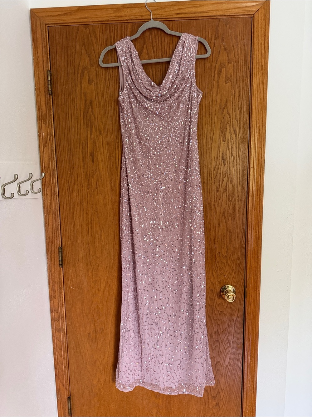 Quiz beautiful pink sequined gown